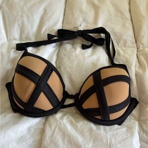 Beach Bunny Bikini Top.